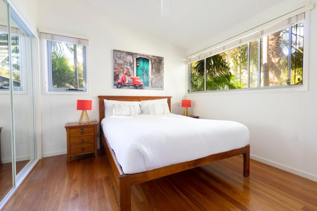 Mobys Beachside Retreat Blueys Beach Exterior foto
