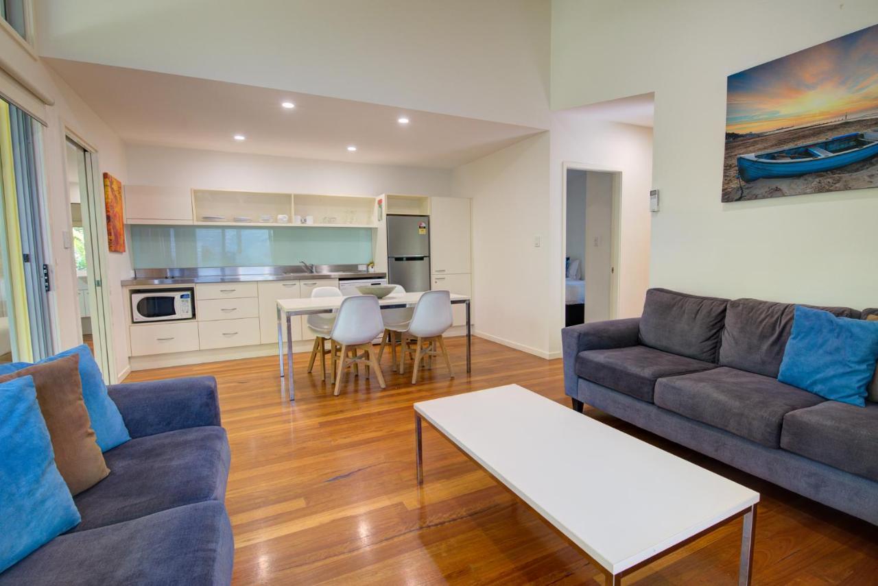 Mobys Beachside Retreat Blueys Beach Exterior foto