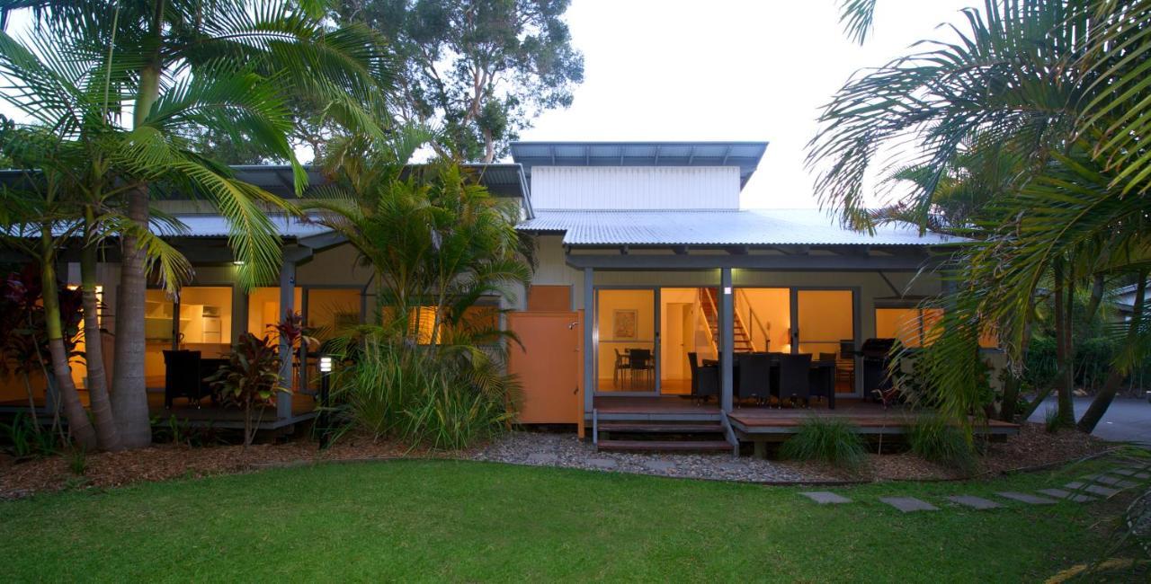 Mobys Beachside Retreat Blueys Beach Exterior foto